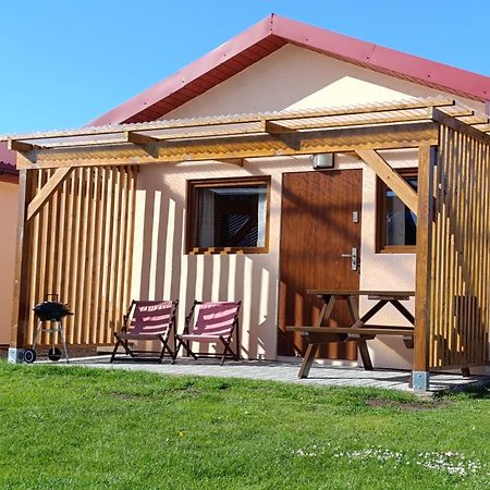 Aga Domki Rewal Extérieur photo